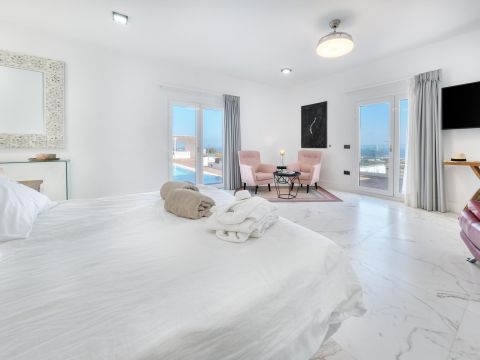 Serenity Home Suite 5