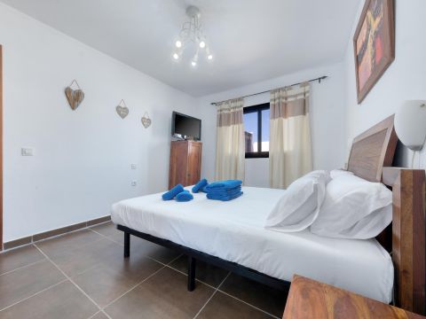 Dormitorio 4