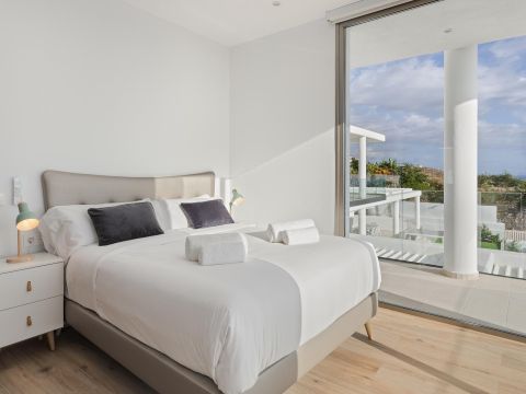 Dormitorio 4
