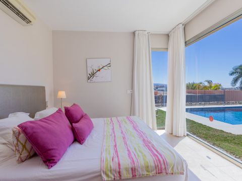 Chambre à coucher 1