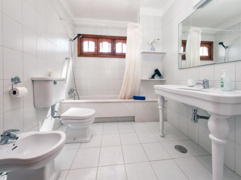 Salle de bain 1