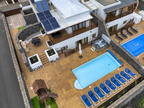 Fun Oasis HolidayRentals365