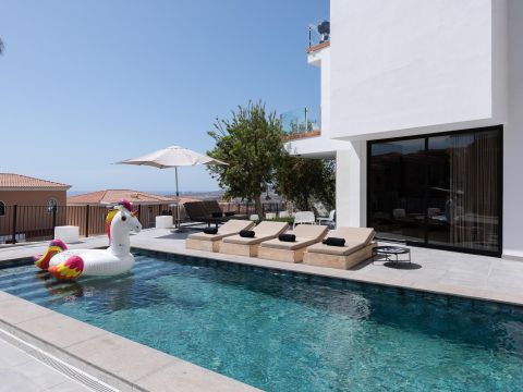 Serenity Rocks HolidayRentals365