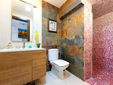 Salle de bain 1