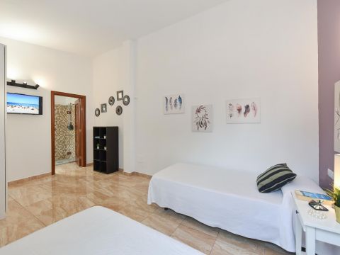 Dormitorio 6