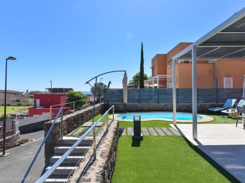 Vista Golf 5 with pool in Salobre Golf | VillaGranCanaria Armario
