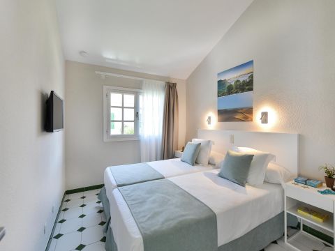 Campo Golf 26: Bungalow Moderno en Maspalomas | VillaGranCanaria Dormitorio 1