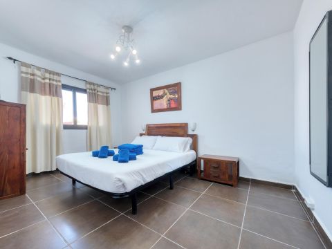 Dormitorio 4