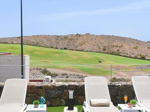 Vista Golf 10 mit Pool in Salobre Golf | VillaGranCanaria Solarium
