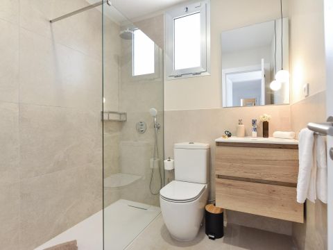 Salle de bain 1