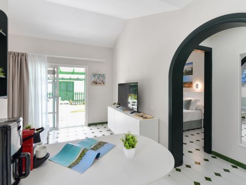 Campo Golf 26: Bungalow Moderno en Maspalomas | VillaGranCanaria Comedor