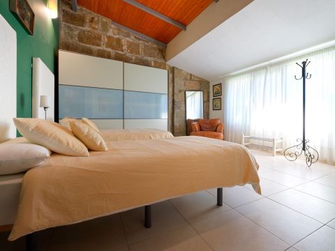 Chambre à coucher 3