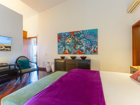 Chambre à coucher 1