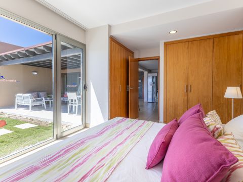 Chambre à coucher 1
