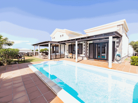 Endless Horizon HolidayRentals365