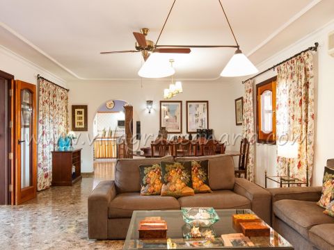 Salón