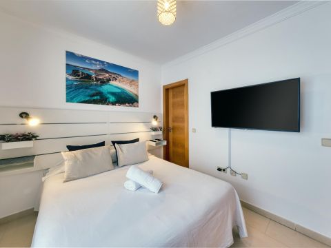 Dormitorio 4