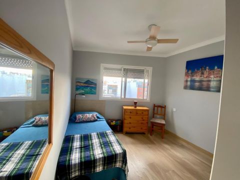 Chambre à coucher 2