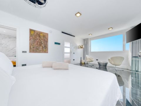 Serenity Home Suite 7