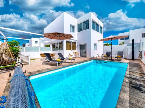 Marina Bliss HolidayRentals365