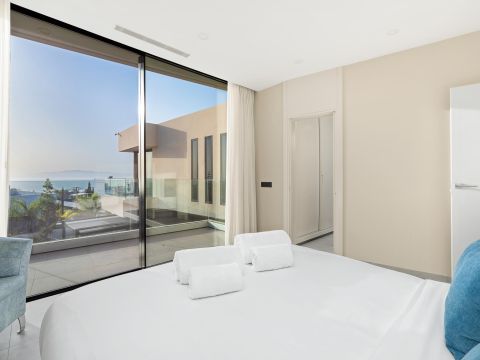 Dormitorio 4