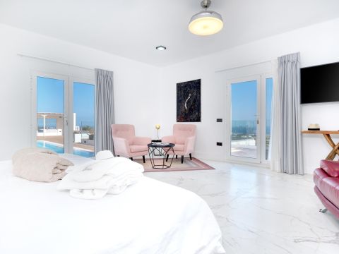 Chambre à coucher 1