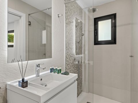 Baño 4