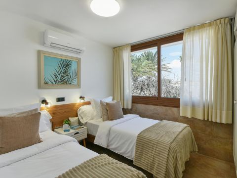 Chambre à coucher 1