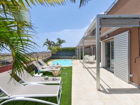 Vista Golf 10 mit Pool in Salobre Golf | VillaGranCanaria Solarium