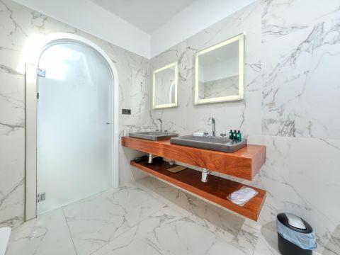 Salle de bain 1