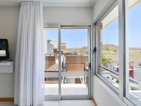 Vista Golf 10 mit Pool in Salobre Golf | VillaGranCanaria Dormitorio 1