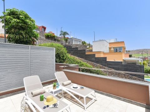 Vista Golf 10 mit Pool in Salobre Golf | VillaGranCanaria Solarium