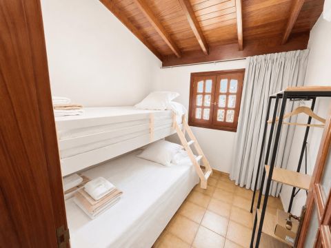 Chambre à coucher 2