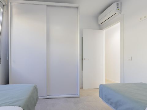 Chambre à coucher 2