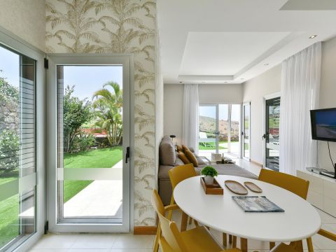 Vista Golf 10 mit Pool in Salobre Golf | VillaGranCanaria Comedor