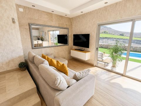 Villa with Private Pool in Salobre Golf | Vista Golf 16 Salón