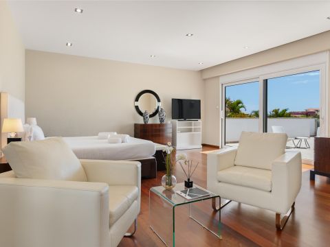 Dormitorio 4