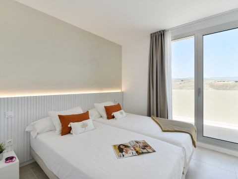 Chambre à coucher 1
