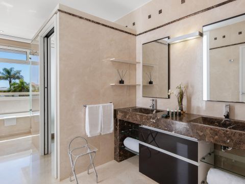 Baño 4