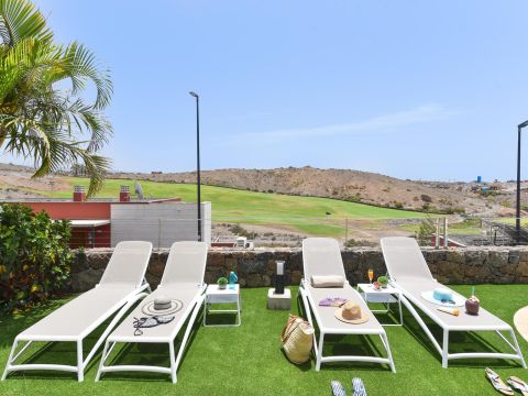 Vista Golf 10 mit Pool in Salobre Golf | VillaGranCanaria Salón
