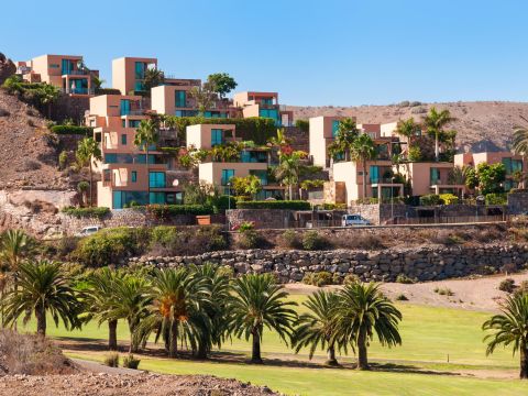 Villa with Private Pool in Salobre Golf | Vista Golf 16 Entorno